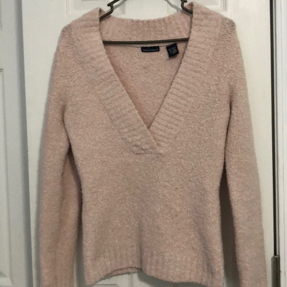 VS sweater